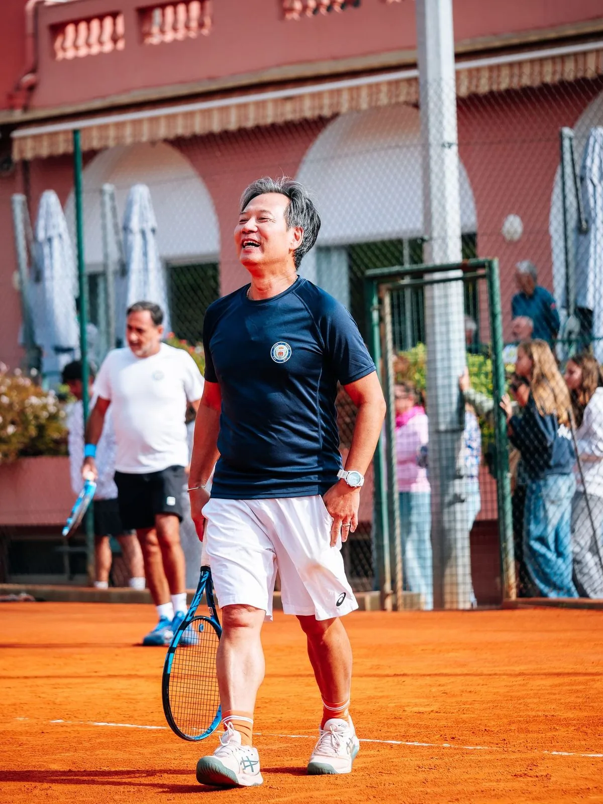 Membre jouant au Nice LTC